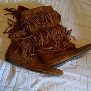 Minnetonka boots